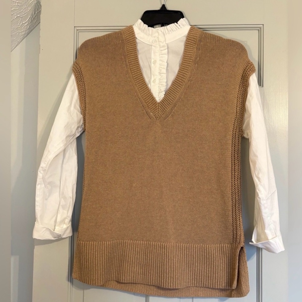 NEW LOFT Medium Beige V-Neck Sweater Vest With Ruffle Collar Blouse 100% Cotton